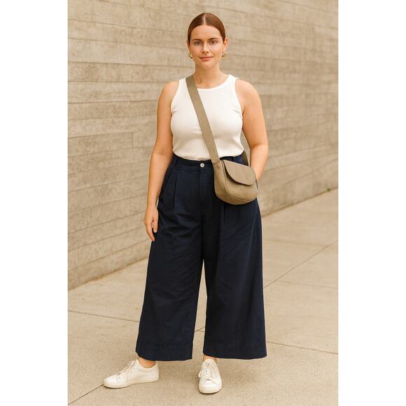 LOFT Navy Blue Pleated Wide Leg Shorts Plus Size 18 High RiseCotton Minimalist - Picture 10 of 10